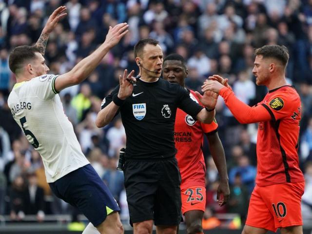 开云网页-裁判公司叒为误判致歉布莱顿，分都没了认错有啥用